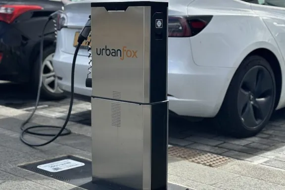 EV mythbusting from a petrol head Header Image